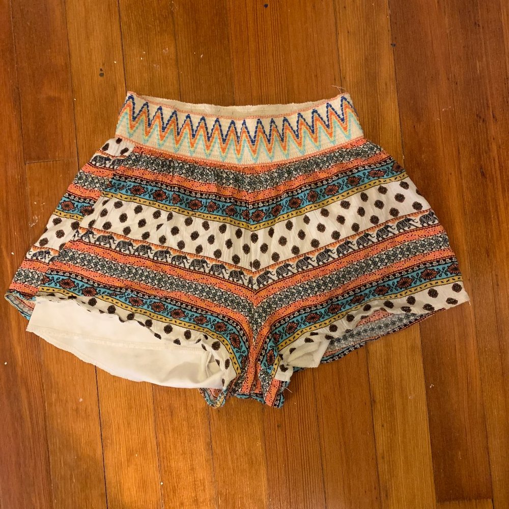 Elephant Flow Shorts